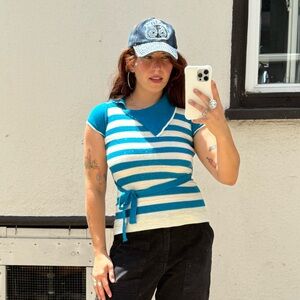 ★ Y2K Sparkly Sweater Top – Size S ★